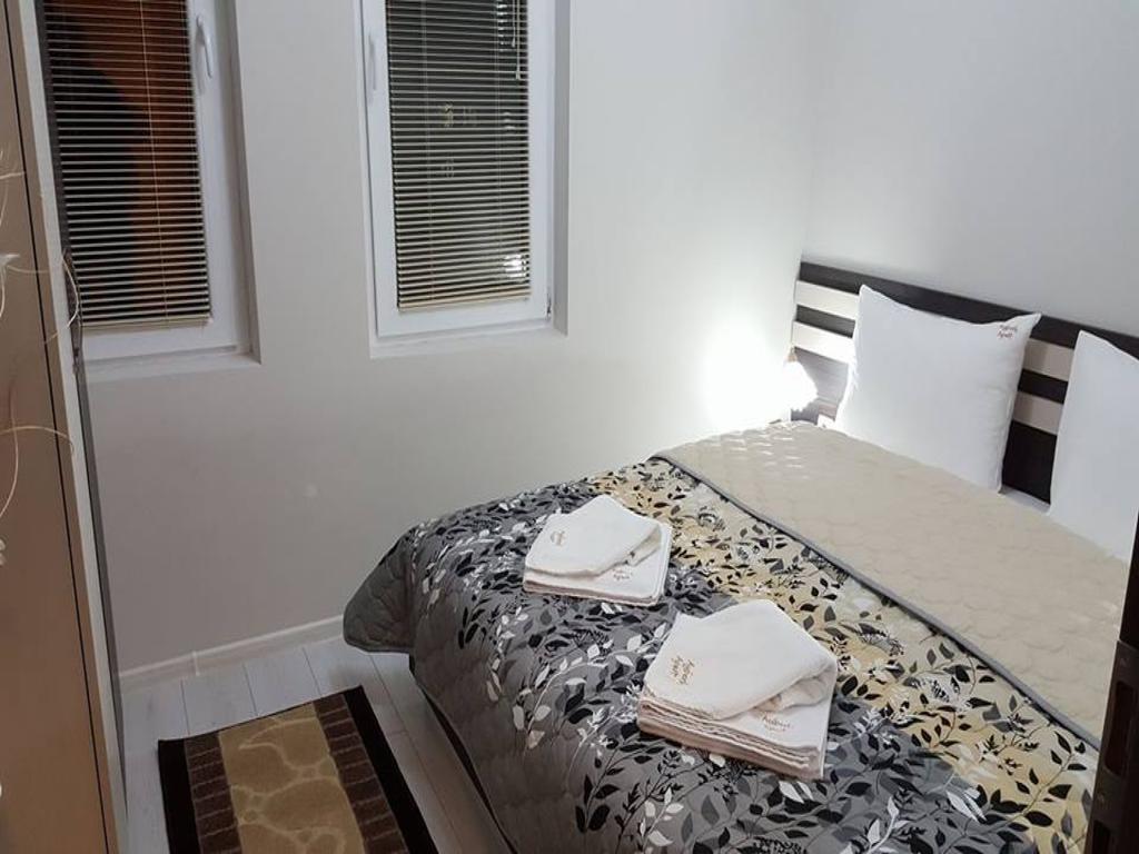 Ayberk Apart ساندانسكي المظهر الخارجي الصورة