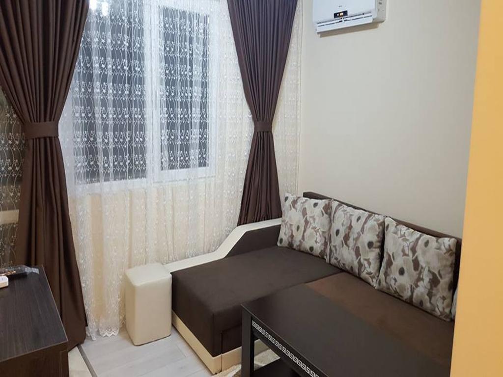 Ayberk Apart ساندانسكي المظهر الخارجي الصورة